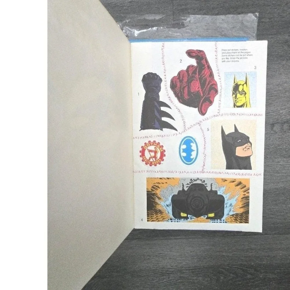 New/Sealed 1989 Batman Puzzle & 1992‎ Batman Returns Sticker/Activity Book
